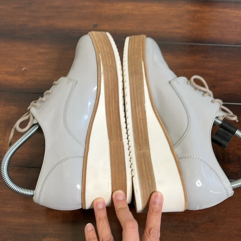 Janet Sport Platform Oxfords Women's size 39 Grey Patent Leather Lace Up Wedge‎